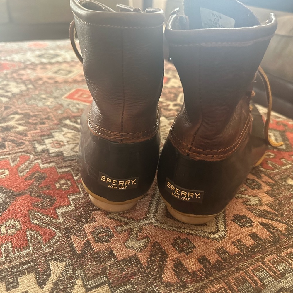 Skerry Rain boots worn 3 times. - Picture 4 of 4
